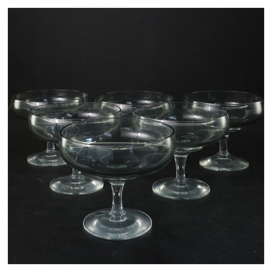 Sæt af 6 glas skåle (str. 6 stk Ø 11 cm længde 9,5 cm)