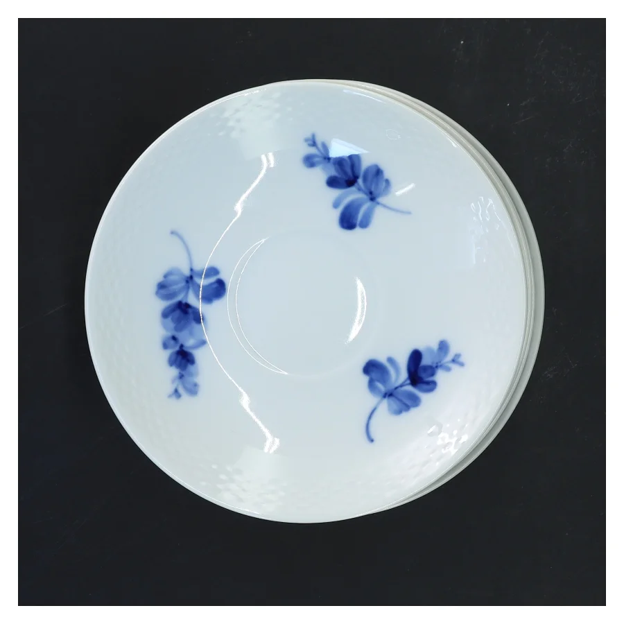 Sæt med 5 porcelænstallerkener fra Royal Copenhagen, med blå blomst motiv (str. 5 stk Ø 15 cm)