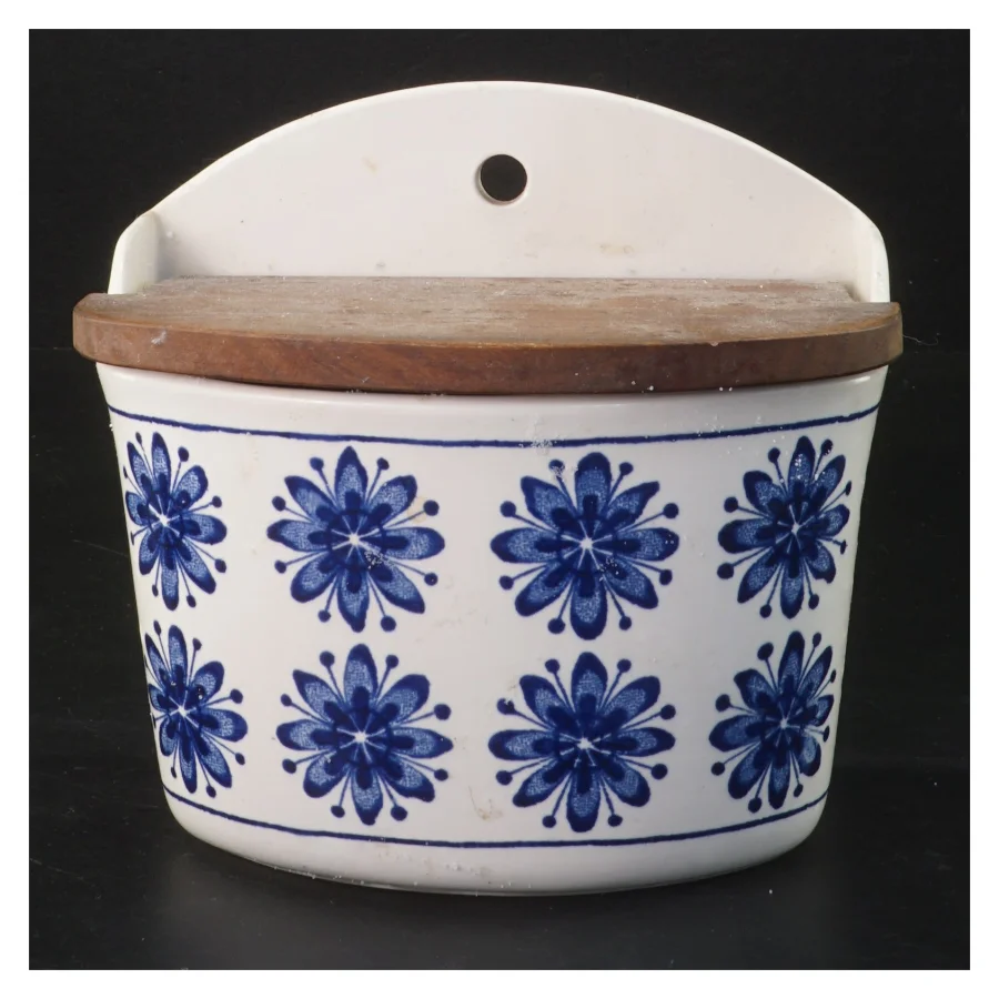 Keramik væghængt krukke med trælåg (str. 14,5x15 cm)