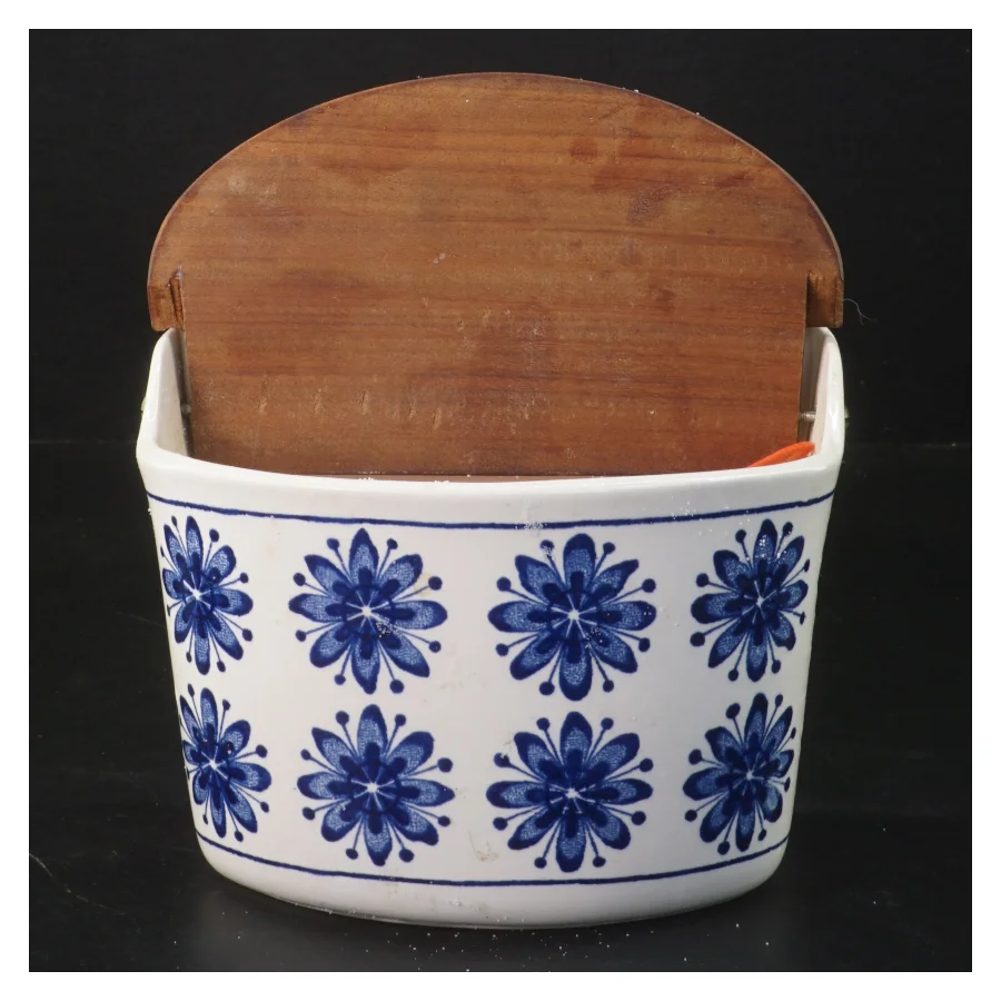 Keramik væghængt krukke med trælåg (str. 14,5x15 cm)