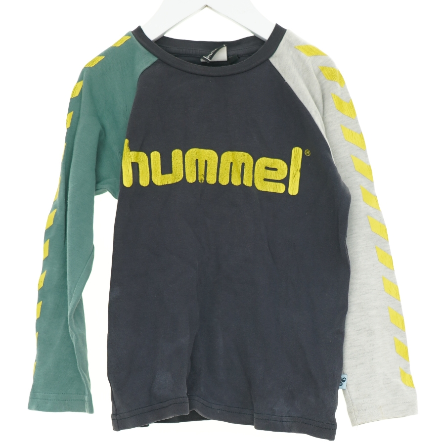 Bluse fra Hummel (str. 110 cm)