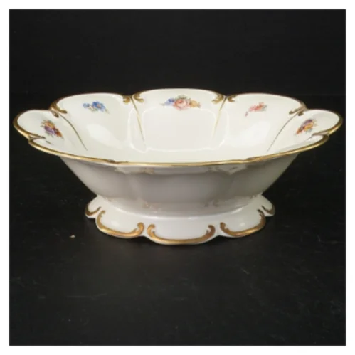 Porcelænsskål med blomstermotiver