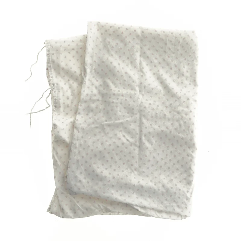 Sengetøj med prikker (str. 96 x 65 cm)