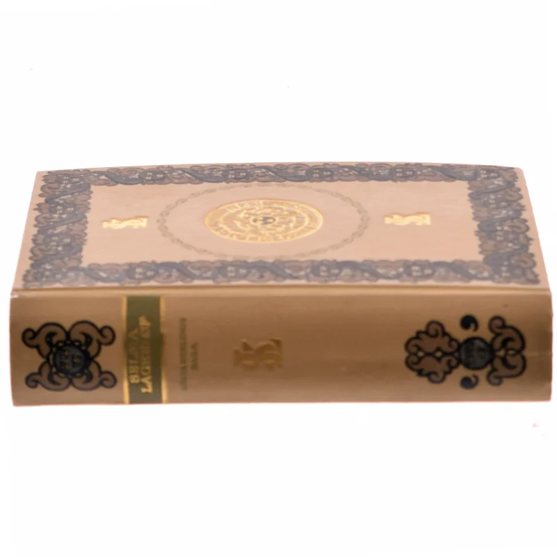 Dekorativ bog med ornamenter