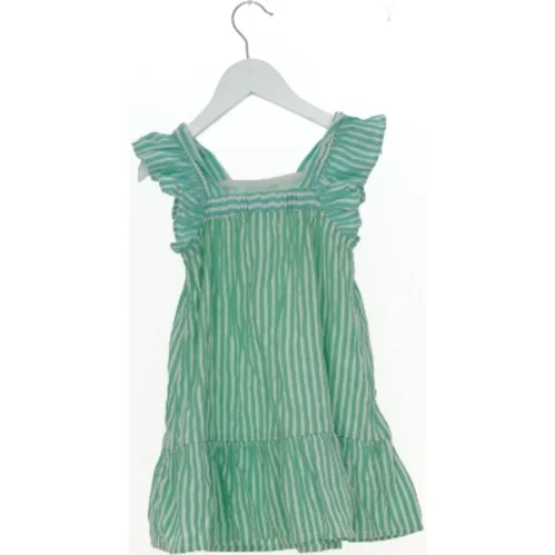 Kjole fra Zara (str. 110 cm)