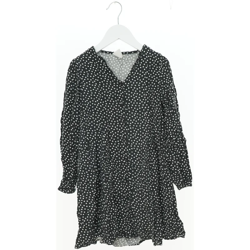 Kjole fra Zara (str. 134 cm)