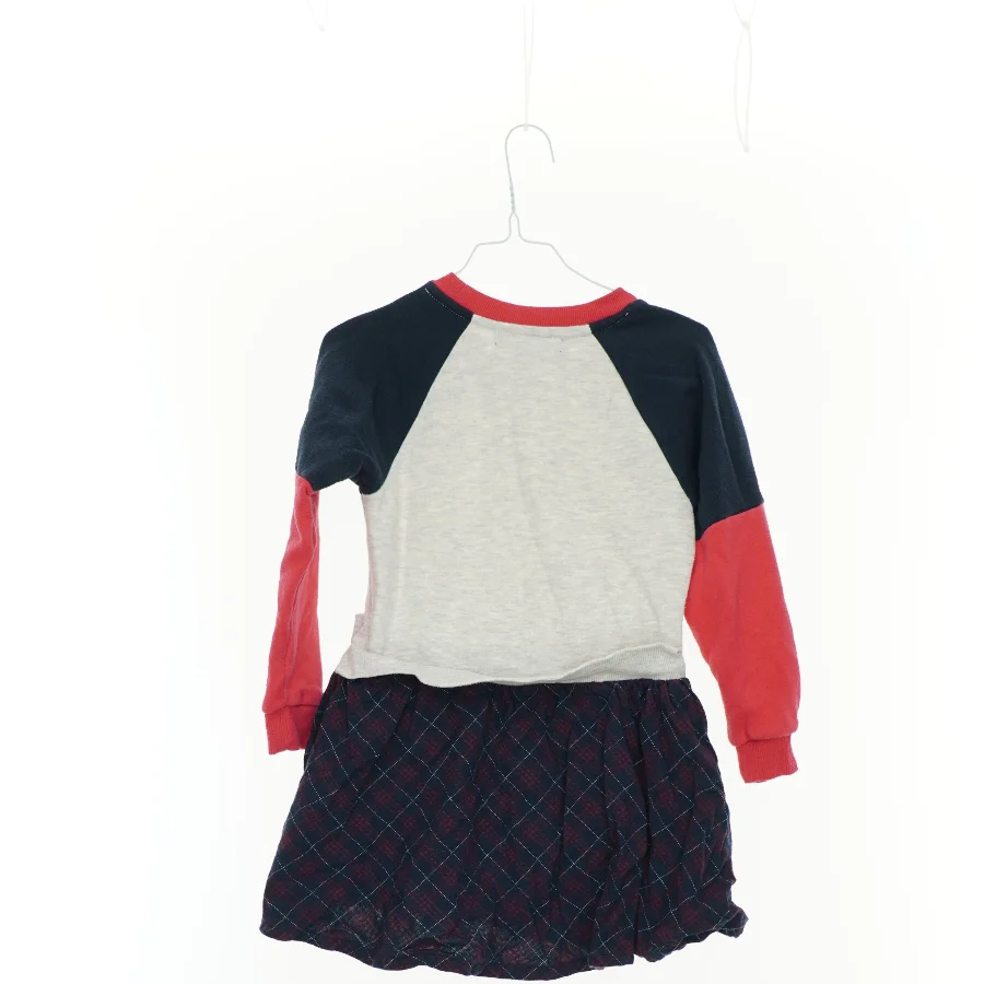Kjole fra french connection (str. 104 cm)
