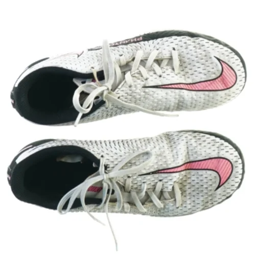 Fodboldstøvler fra Nike (str. 34)