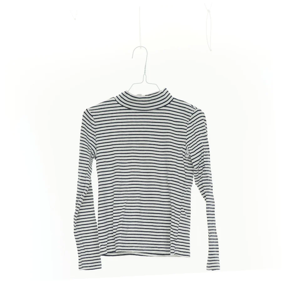 Trøje fra H&M (str. 122 cm)