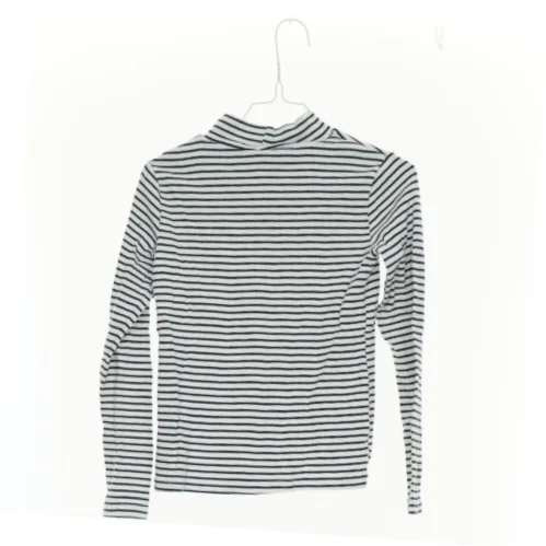 Trøje fra H&M (str. 122 cm)