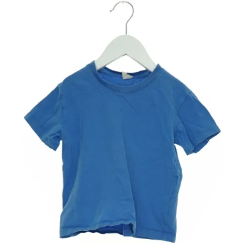 T-Shirt fra Arket (str. 104 cm)
