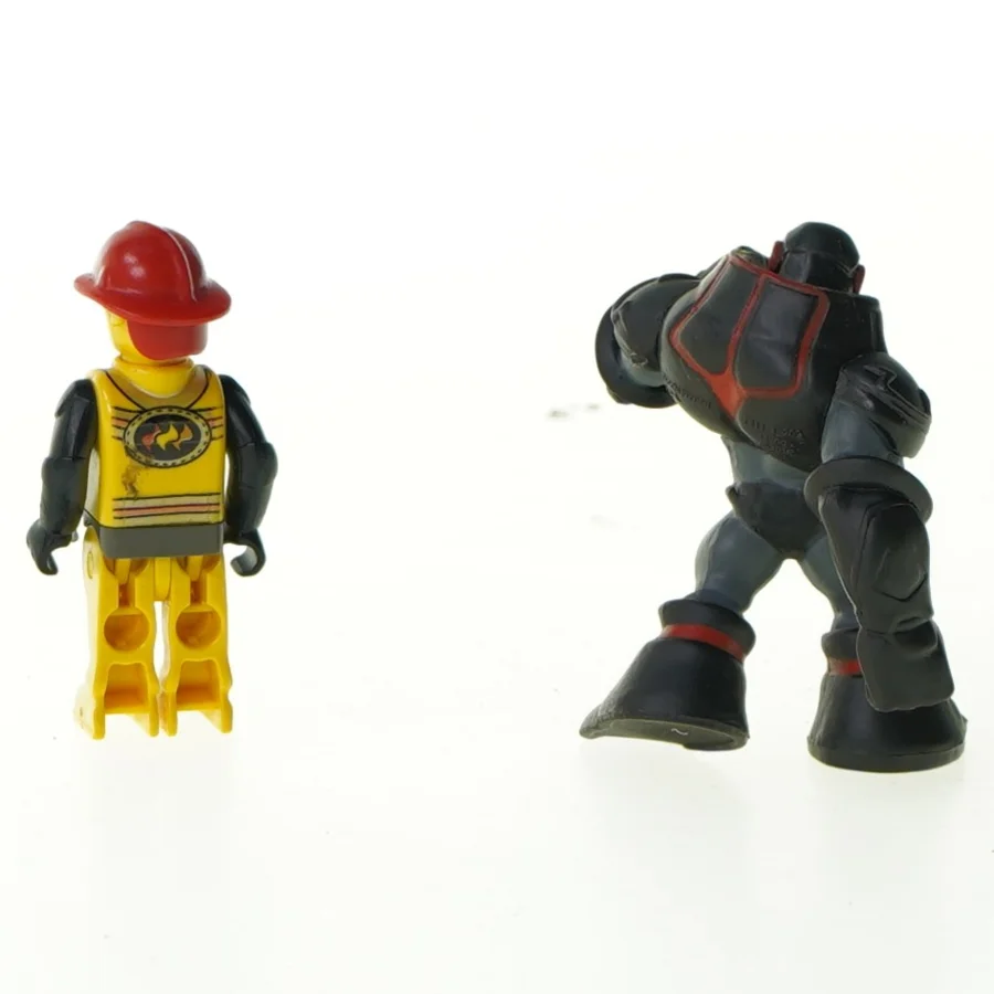 Figurer (str. 6 x 3 cm 5 x 2 cm)