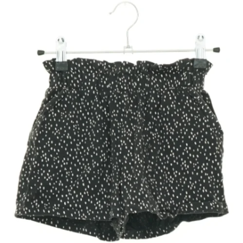 Shorts fra H&M (str. 134 cm)