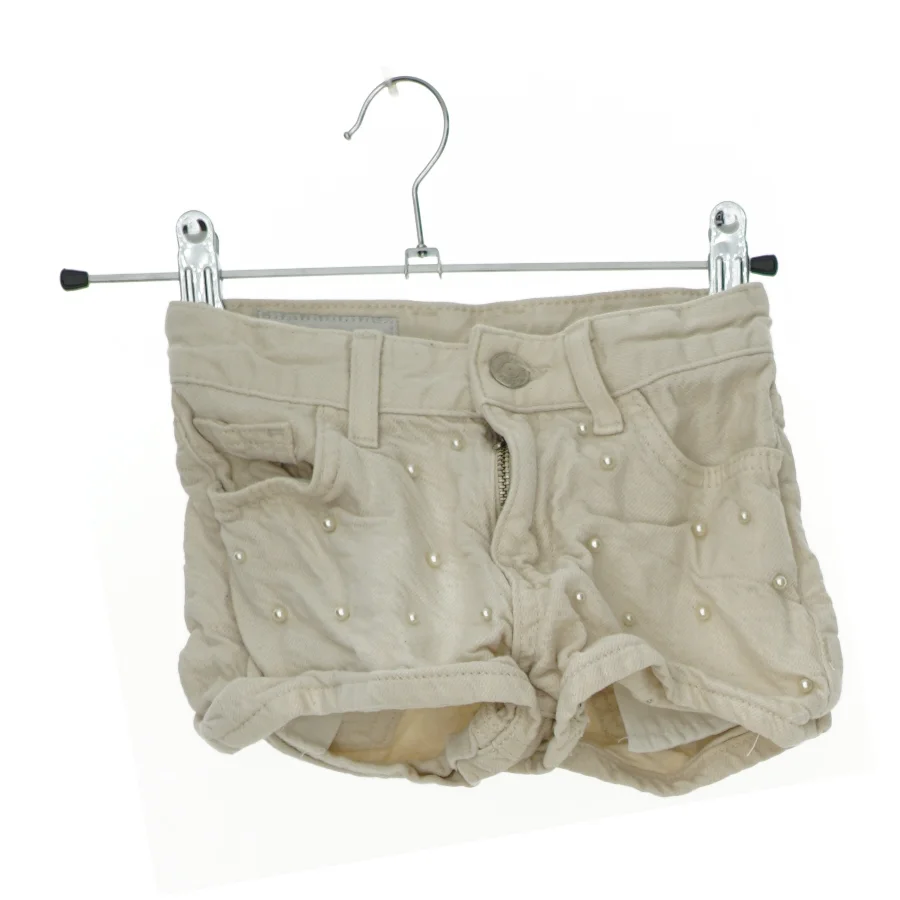 Perle Shorts fra Zara (str. 116 cm)