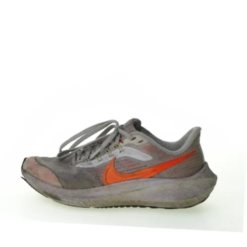 Sko fra Nike (str. 36)