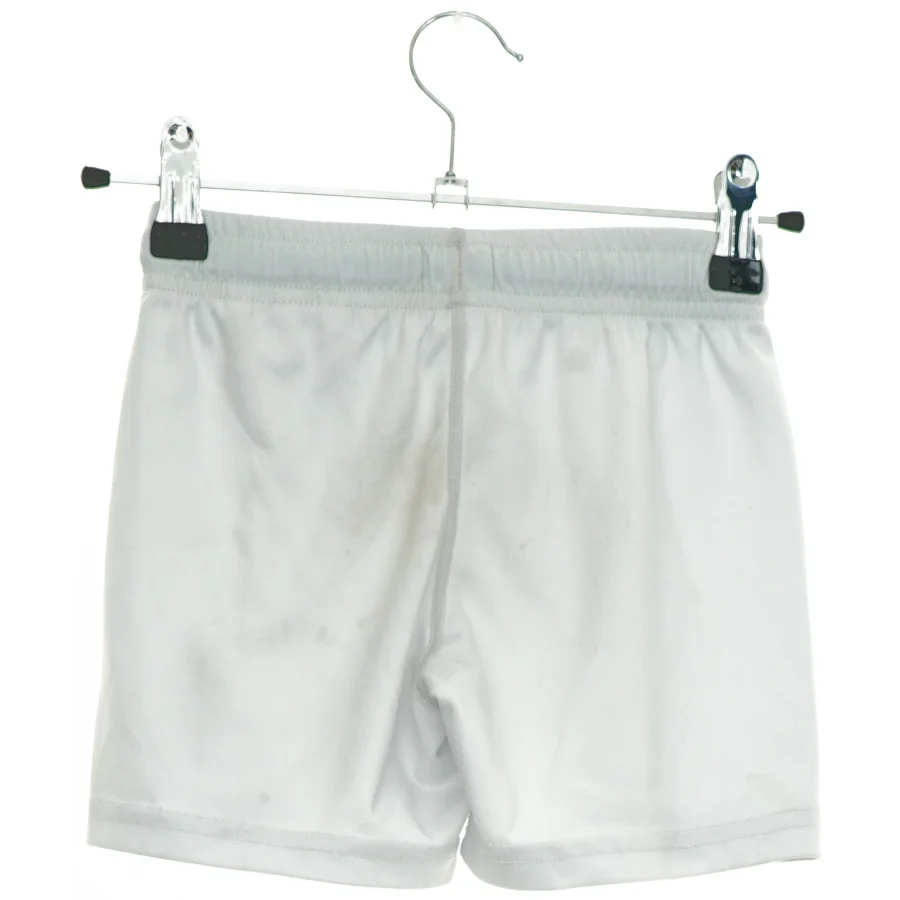 Fodboldshorts fra H&M (str. 104 cm)