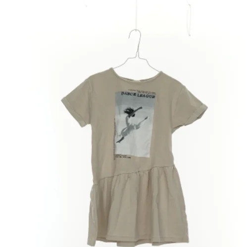 Kjole fra Zara (str. 128 cm)