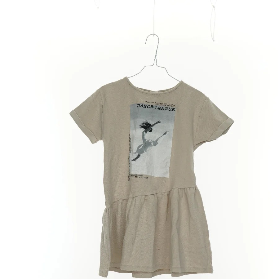 Kjole fra Zara (str. 128 cm)
