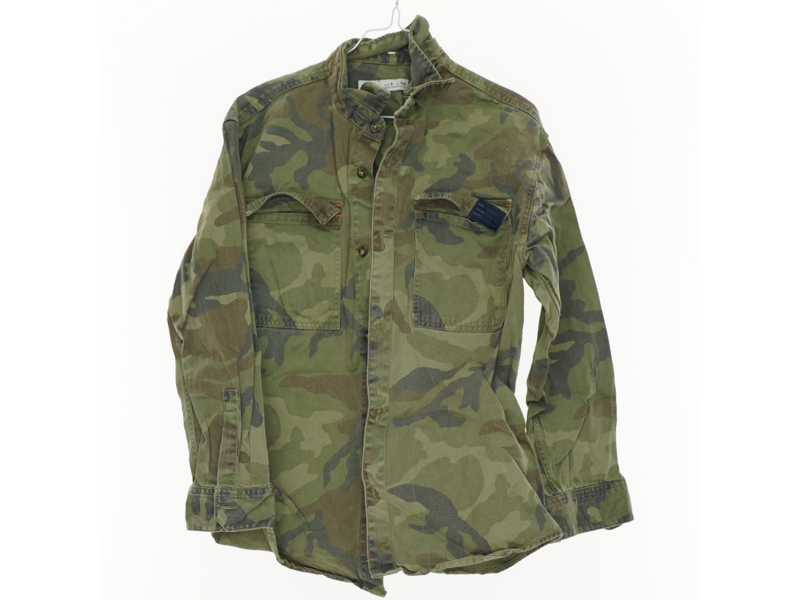 Skjorte i camouflage mønster fra Zara (str. 134 cm)