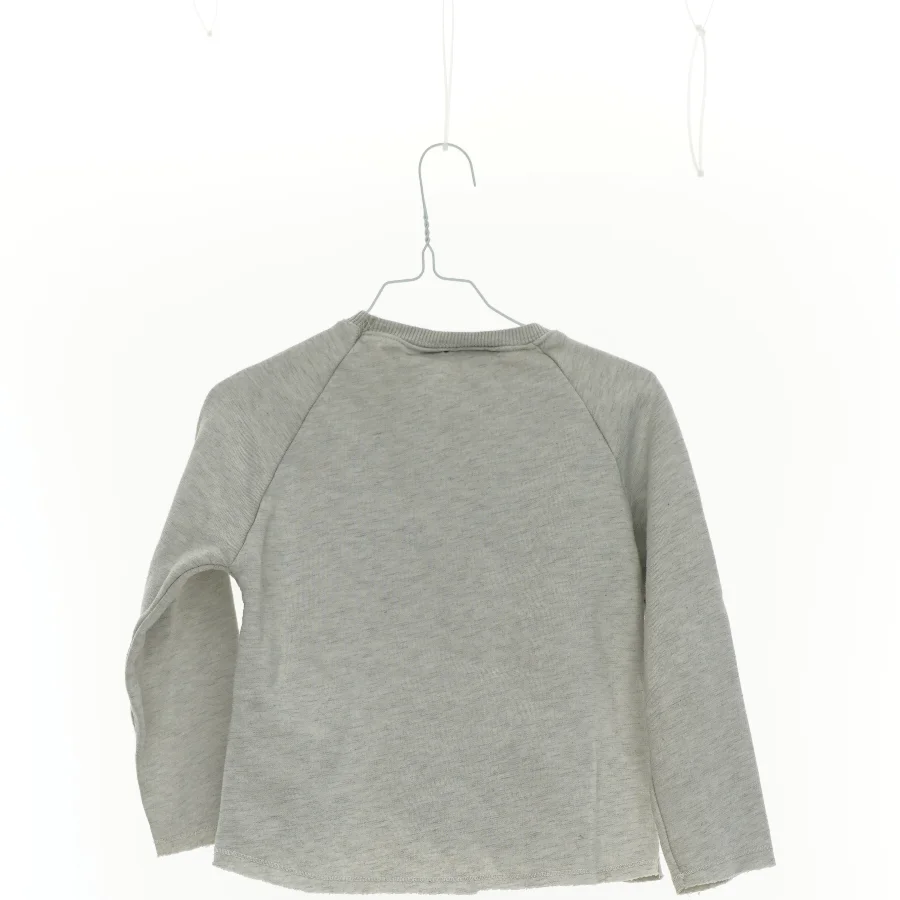 Bluse fra Zara (str. 110 cm)