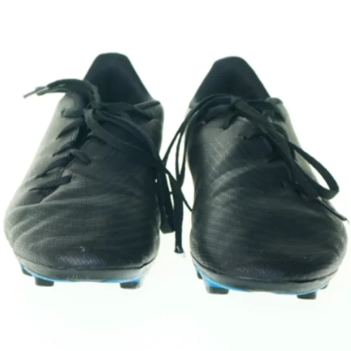 Fodboldstøvler fra Adidas (str. 36 2/3)
