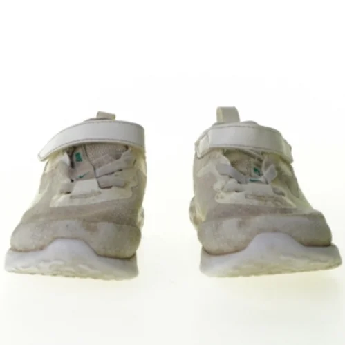 Sko fra Nike (str. 25)