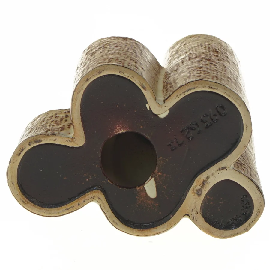  lysestage/vase i keramik (str. 17x17x12 cm)