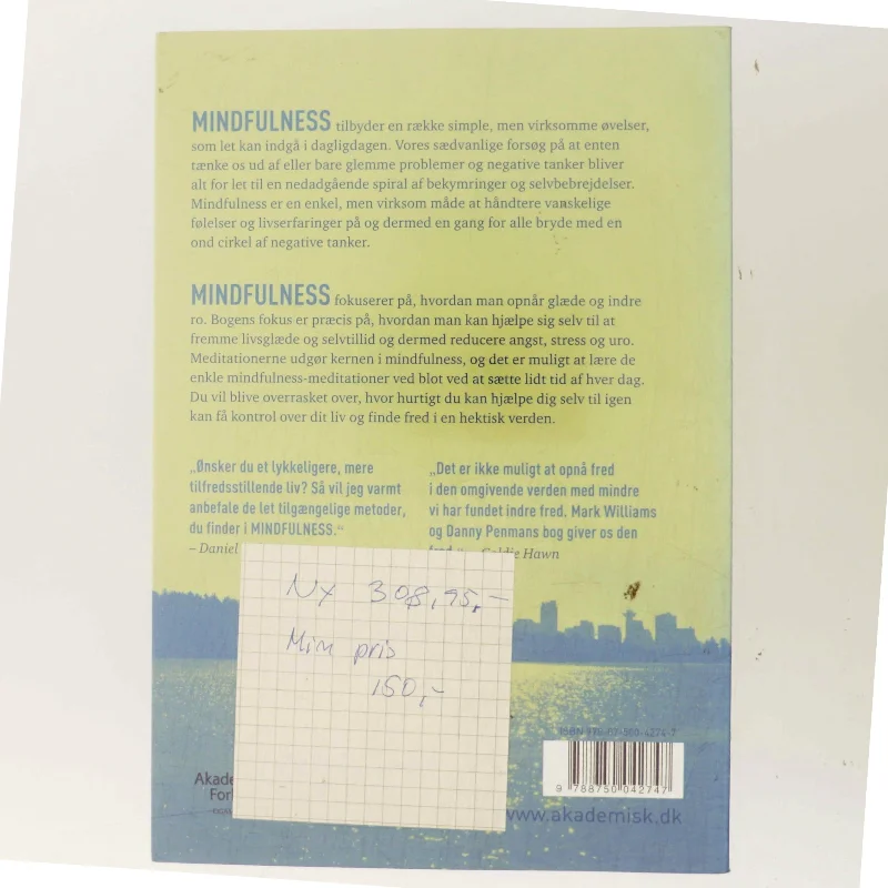 MICA - investigating mindfulness among danish women operated for breast cancer : possible somatic gain from psychological intervention : PhD thesis af Hanne Würtzen (Bog)