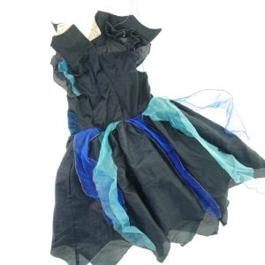 Kostume (str. 65 x 25 cm)