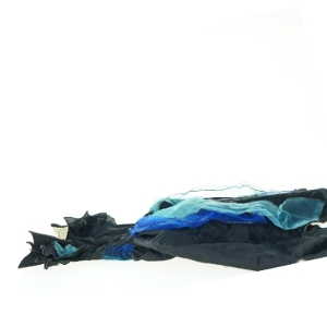 Kostume (str. 65 x 25 cm)