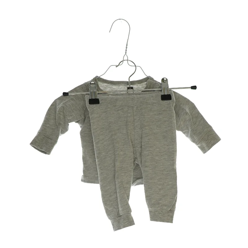 Sæt fra H&M (str. 56)