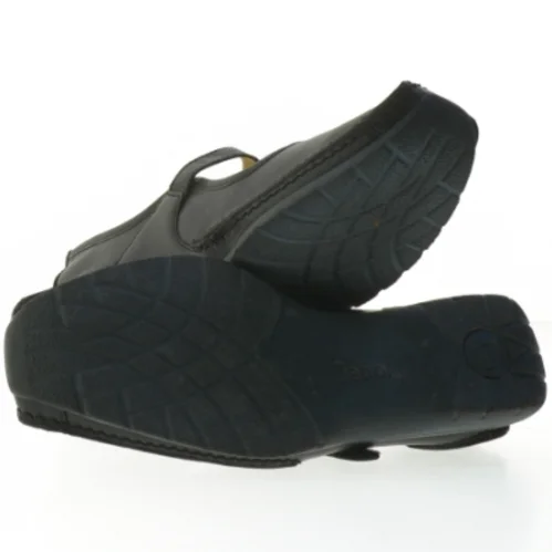 Sort Gabor damesko med rem fra Gabor str. 37(længde 26)