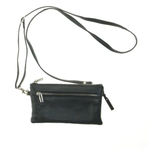 Sort skuldertaske fra IN PLECHE (str. 21x12 cm)