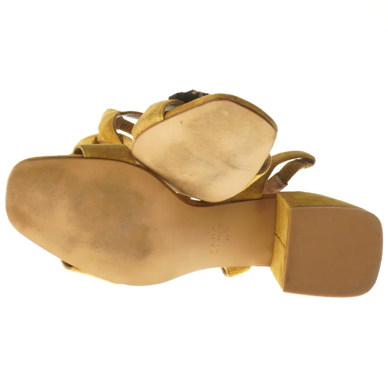 Sandaler med hæl fra Zara (str. 40 )