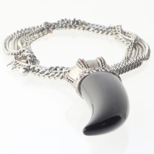 Halskæde med hornvedhæng (str. 90 cm)