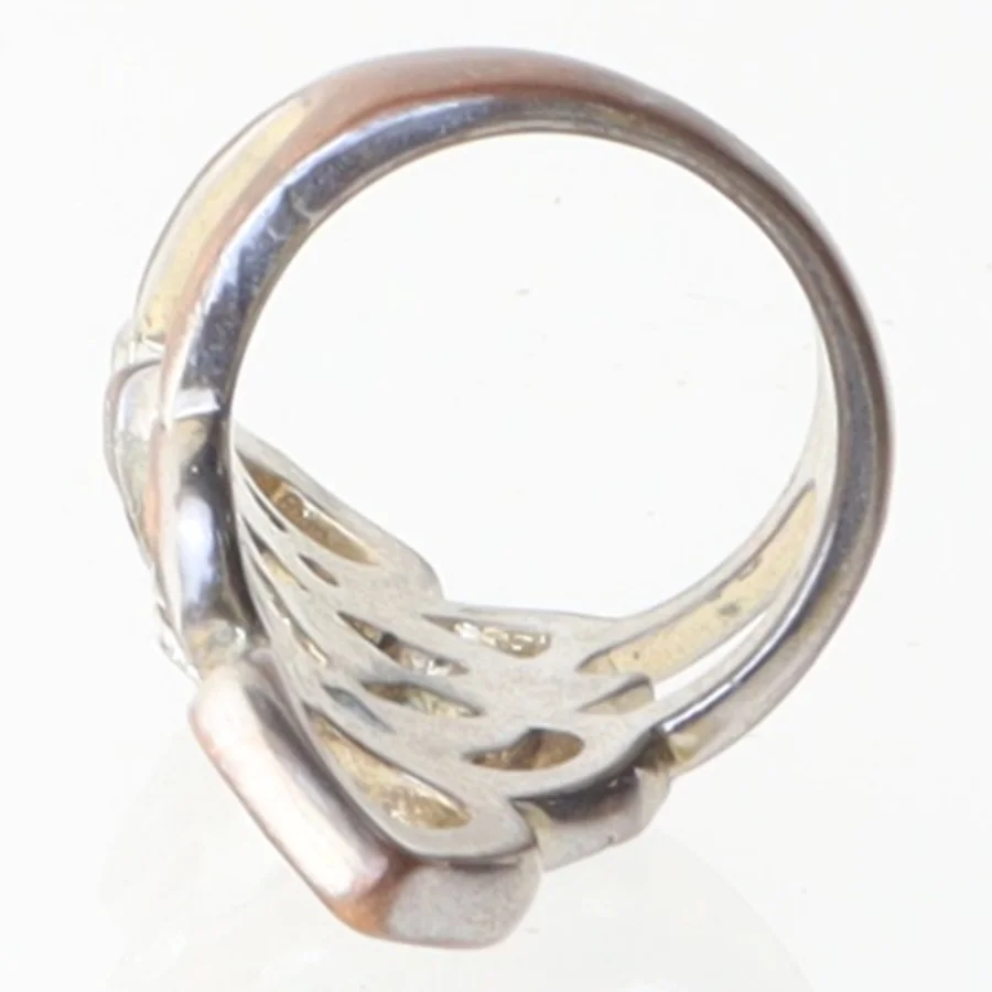 Dekorativ ring med sten (str. Ø 51 mm)