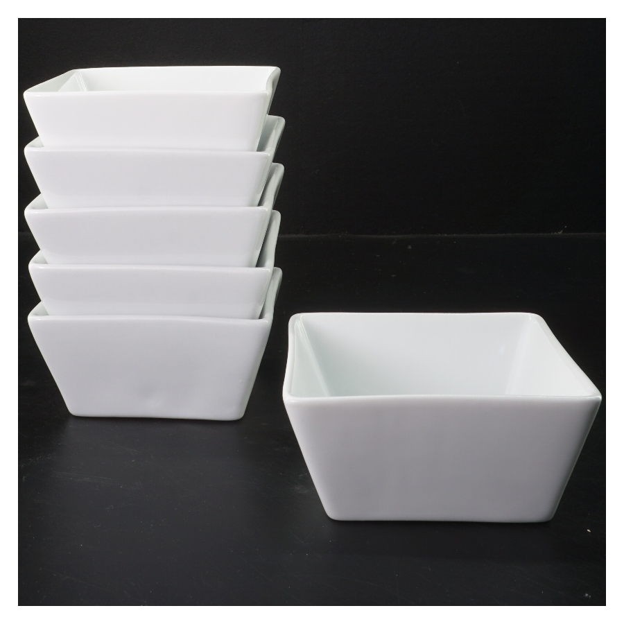 Sæt med 6 hvide porcelænsskåle fra aida (str. 6 stk 12x12 cm)