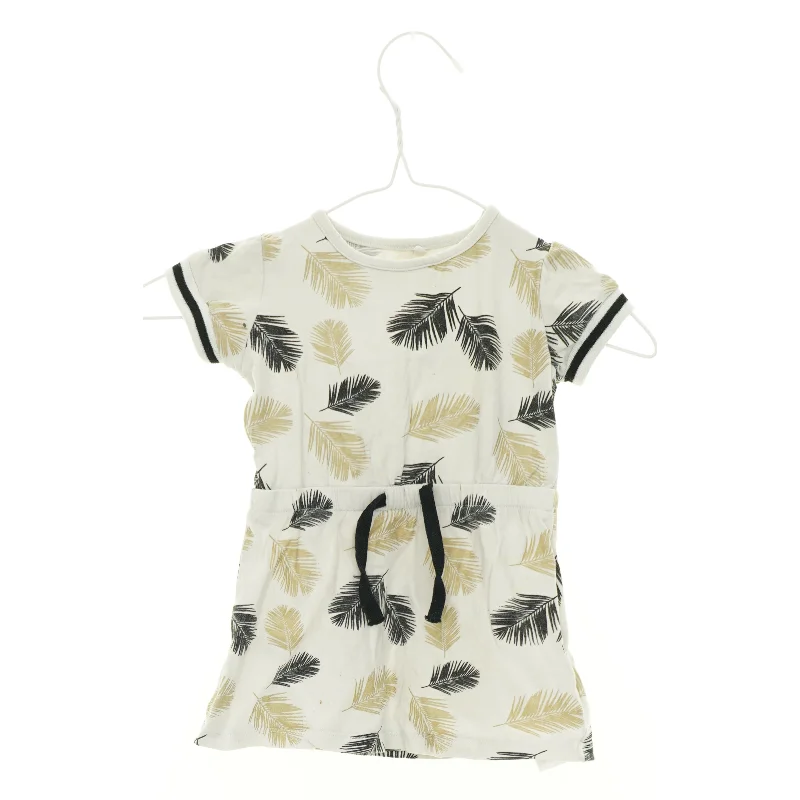 Kjole fra Name It (str. 86 cm)