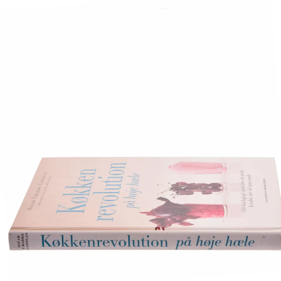 Køkkenrevolution på høje hæle af Oscar Umahro Cadogan (Bog)