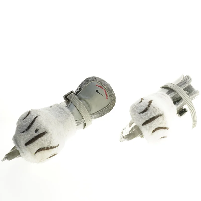 Børneskøjter med plys fra Furry Friends (str. 32-36 )