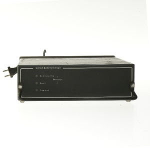24 volt batterioplader (str. 21x24,5 cm)