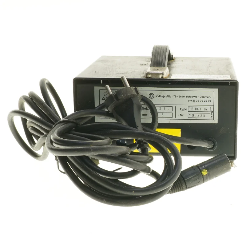 Batterioplader FN Elektro fra FN Elektro (str. 17x17 cm)