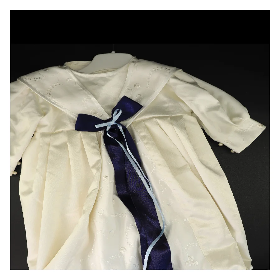 Dåbskjole sæt fra Sweet Design (str. Bryst 28 cm erme 23 cm længde 123 cm sko sal 12 cm)