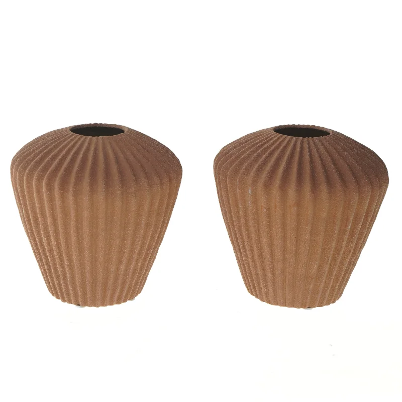 To riflede vaser (str. 2 stk 18 cm)