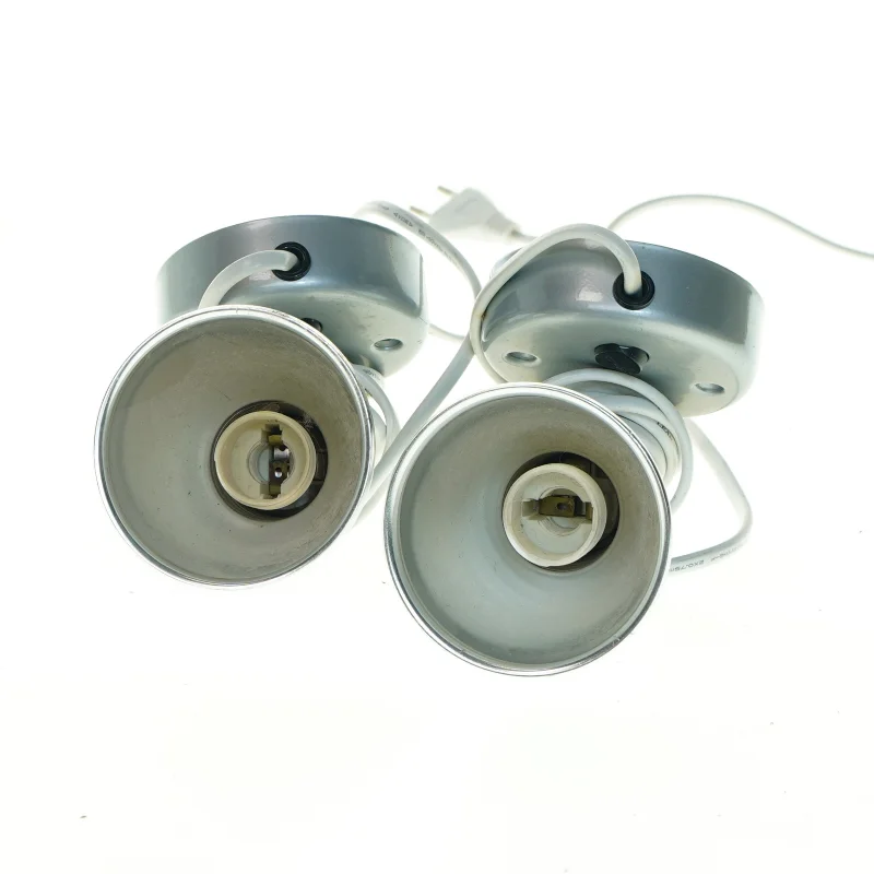 Sølvfarvede spotlamper (str. 8 cm, diameter 15 cm lang)