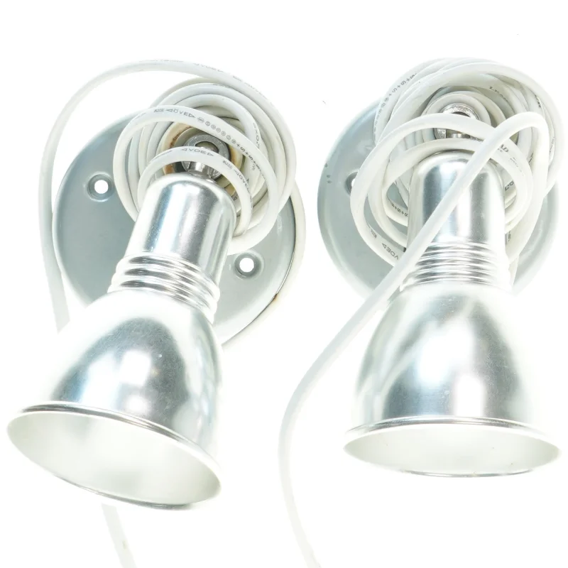 Sølvfarvede spotlamper (str. 8 cm, diameter 15 cm lang)