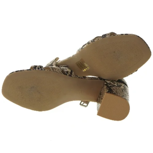 Sko med slangeskindsdesign, str. 38 fra Depeche (str. 38 )