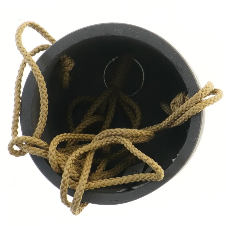 Hængende potte af beton fra Pottery Pots (str. Ø 15 cm)