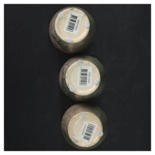 Keramikkrus og -kopper med blomstermotiv (str. 7x7,5 cm)