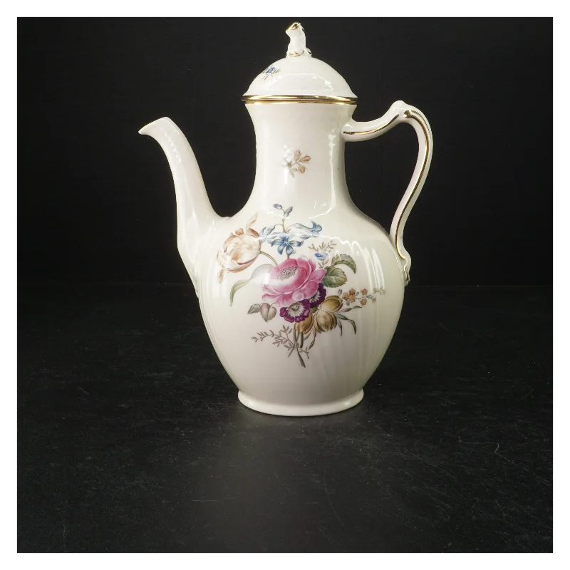 Royal Copenhagen Frisenborg Kaffekande #910/ 1794 fra Royal Copenhagen